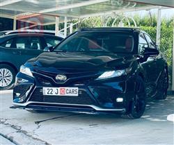 تۆیۆتا کامری